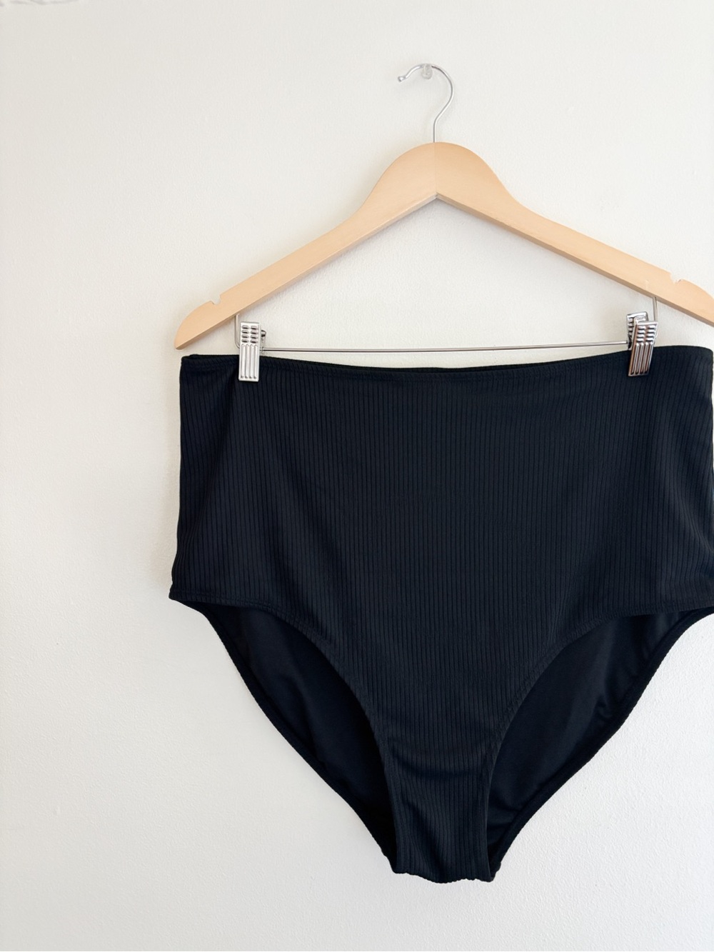 Coral Reef Black Ribbed Swimsuit - Picture 8 of 10